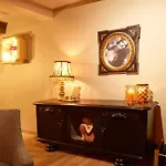 Maison Au Cheval Noir *