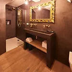 Maison Au Cheval Noir