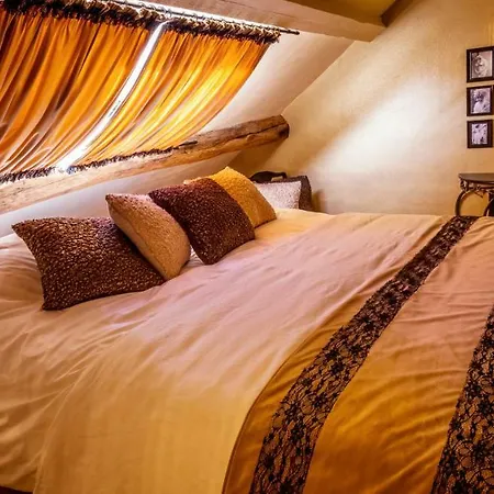 Maison Au Cheval Noir