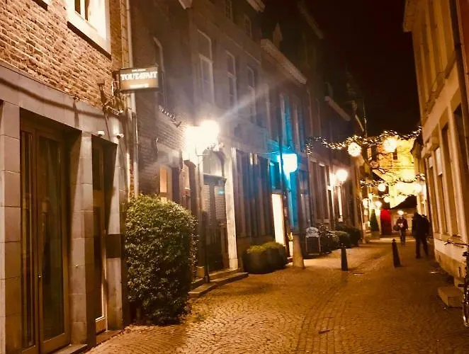 Maison Au Cheval Noir *